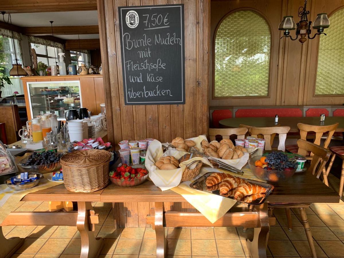 Gasthof Sonnenheim Saaldorf Buitenkant foto